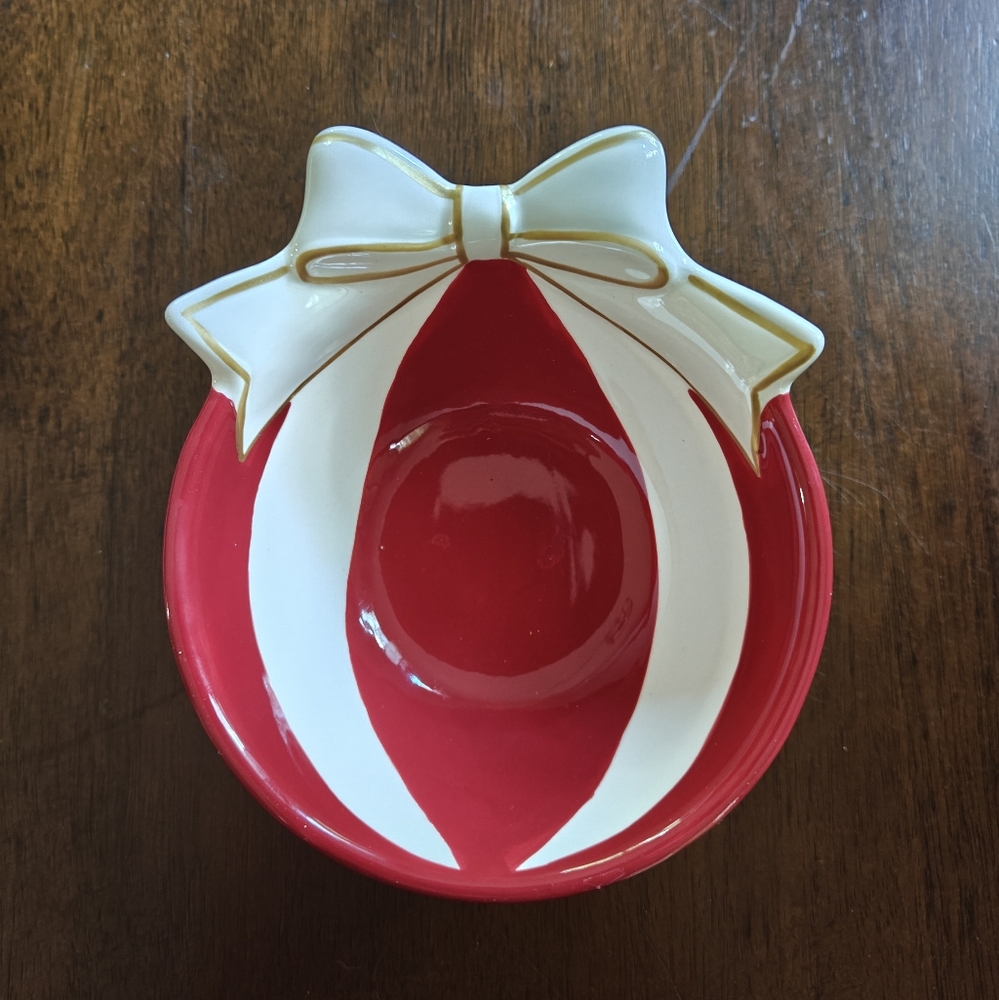 St. Nicholas Square Red and White Candy Dish